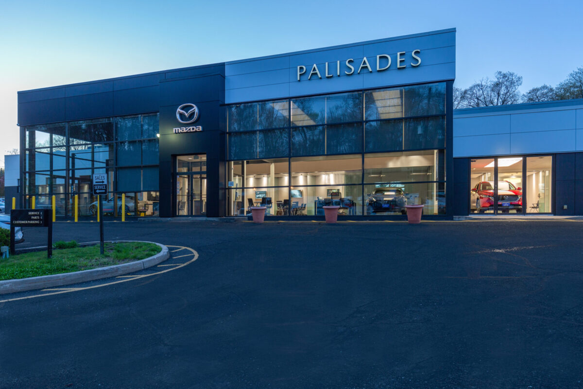 Palisades Mazda-1-