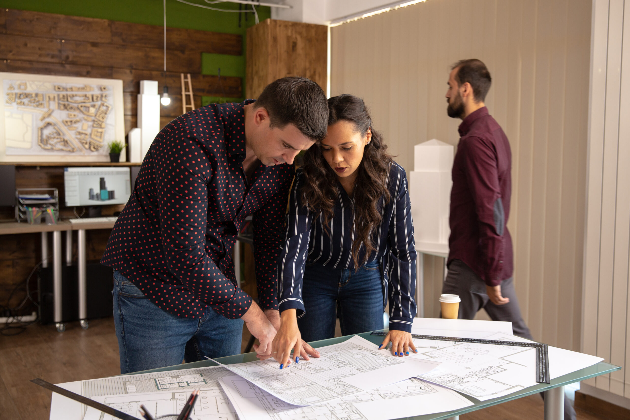 10 Essential Factors to Consider Before Starting a Complex Building Project