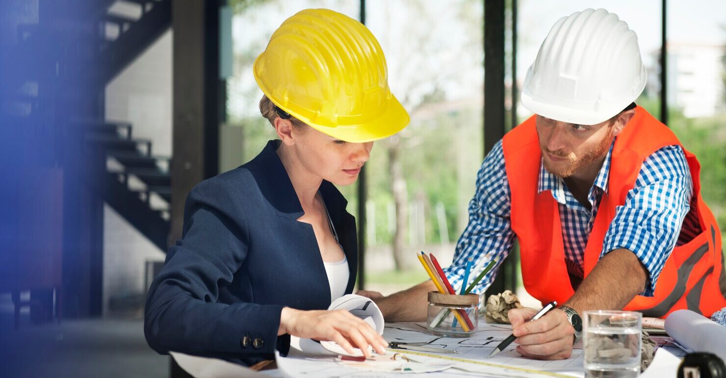 contractor and engineer discussing